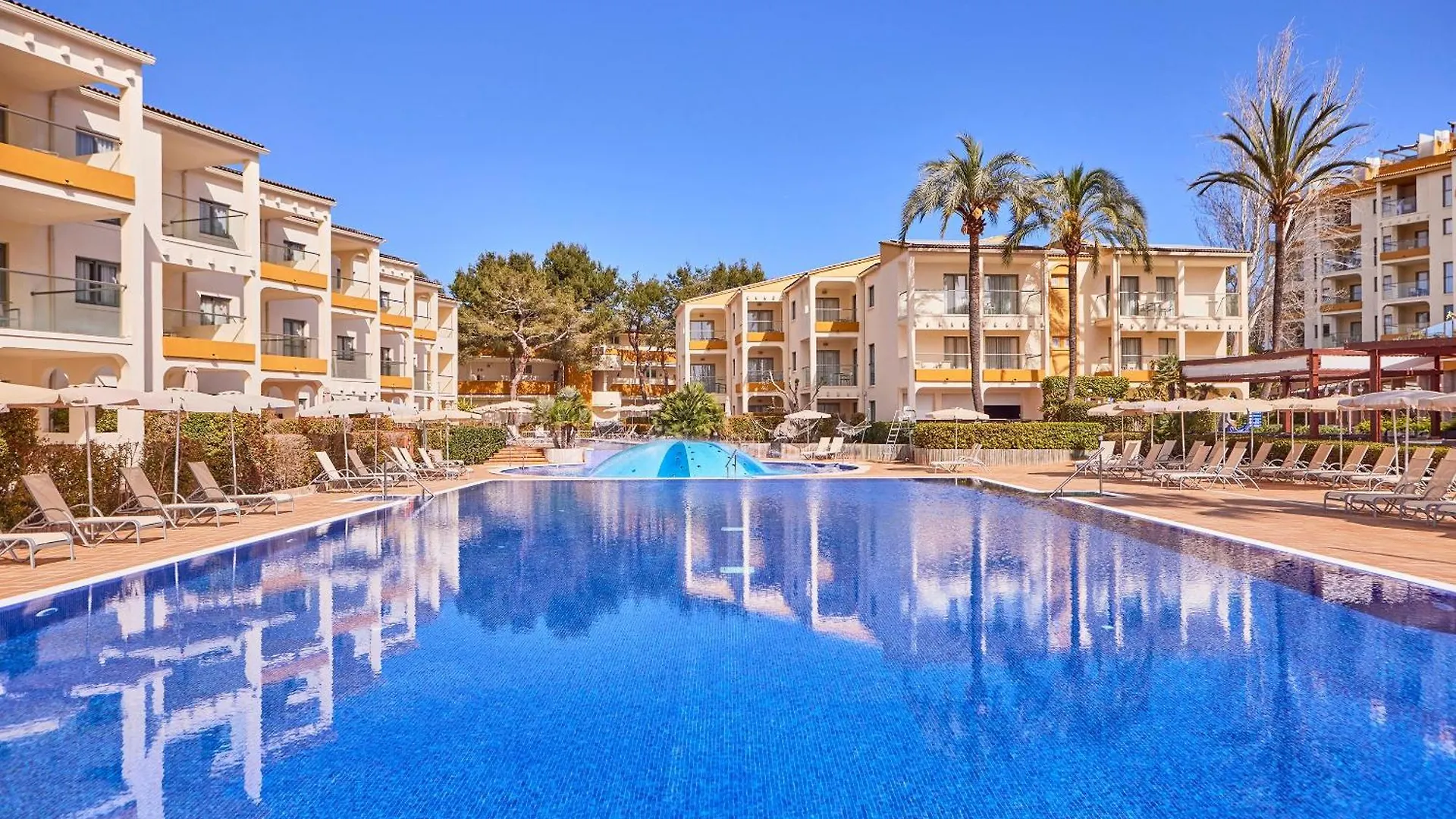 Zafiro Tropic Aparthotel Port de Alcudia