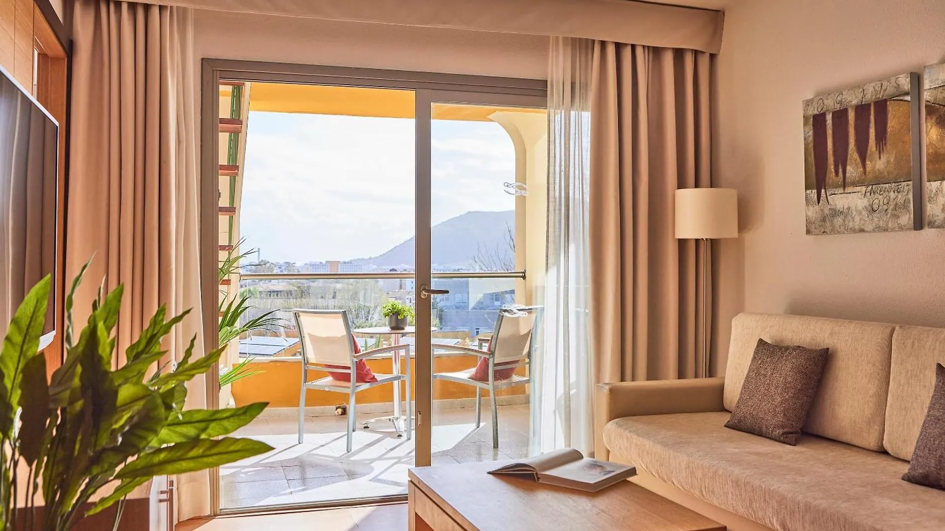 Zafiro Tropic Aparthotel Port de Alcudia