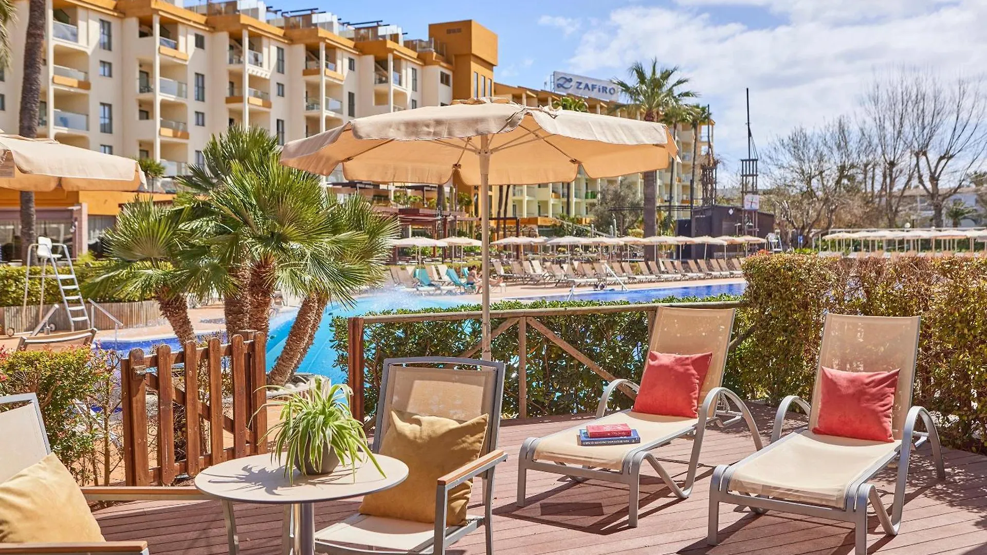 Zafiro Tropic Aparthotel Port de Alcudia   Port de Alcudia (Mallorca)