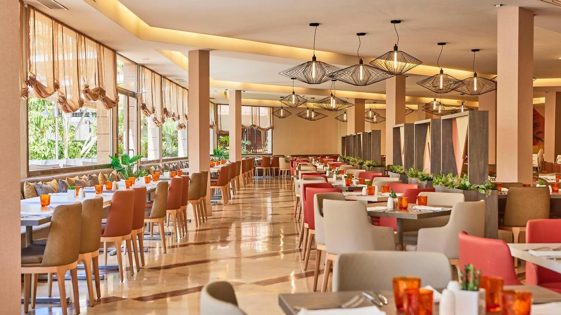 Zafiro Tropic Aparthotel Port de Alcudia  Spain